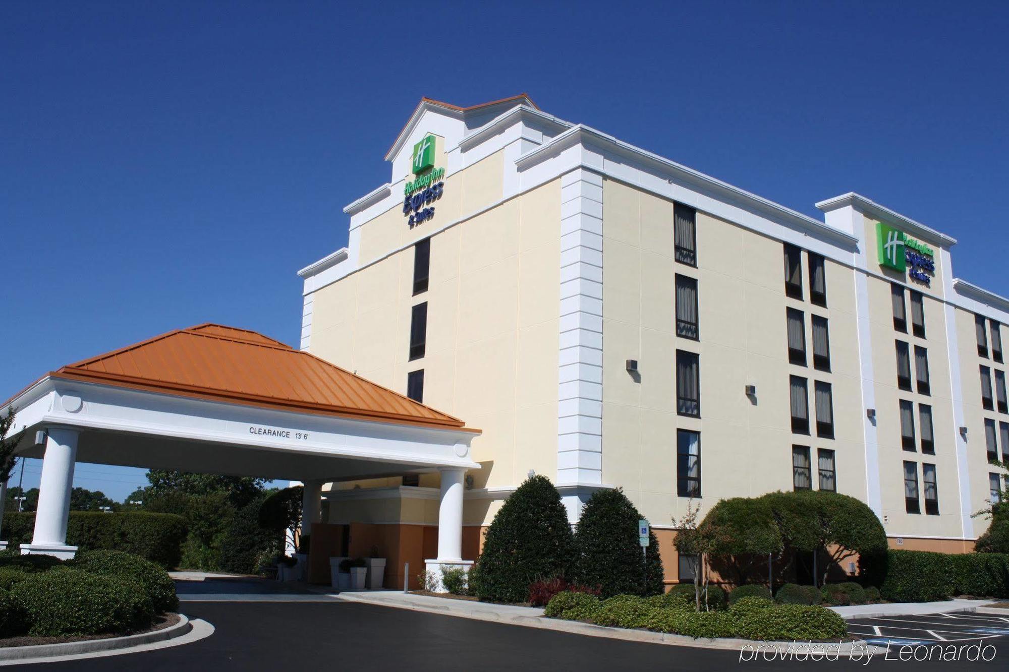 Holiday Inn Express & Suites Wilmington-University Center By Ihg Экстерьер фото